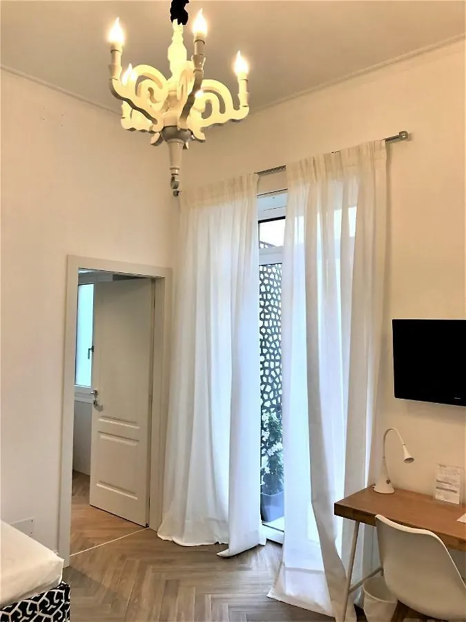 B&B Residenza Ermanni Verona 3*,  Италия